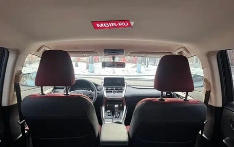 Lexus NX, 2022 год, 3 000 000 рублей, 14 фотография