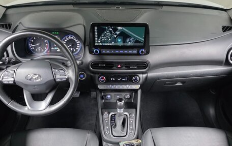 Hyundai Kona I, 2021 год, 2 420 000 рублей, 7 фотография