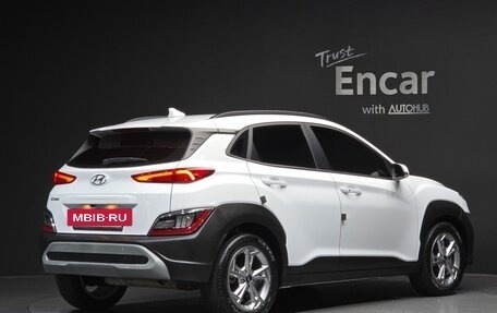 Hyundai Kona I, 2021 год, 2 420 000 рублей, 2 фотография