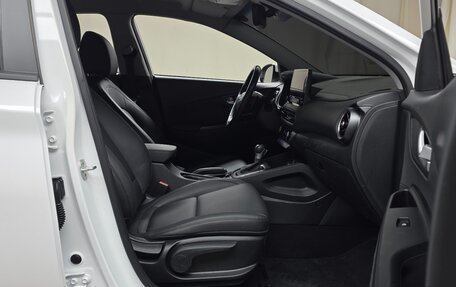 Hyundai Kona I, 2021 год, 2 420 000 рублей, 11 фотография