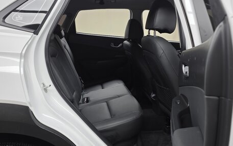 Hyundai Kona I, 2021 год, 2 420 000 рублей, 12 фотография