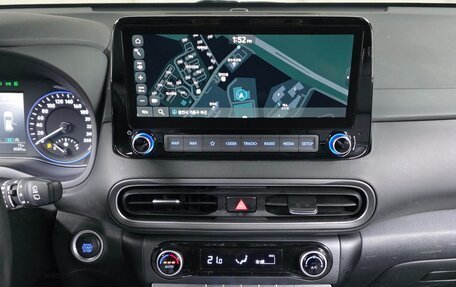 Hyundai Kona I, 2021 год, 2 420 000 рублей, 16 фотография