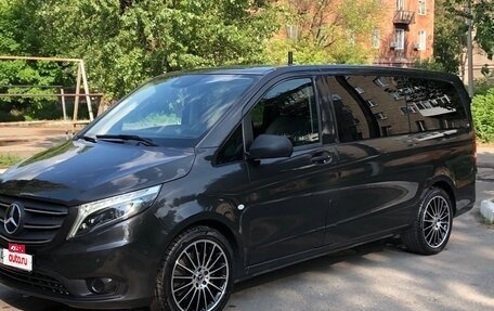 Mercedes-Benz Vito, 2021 год, 7 800 000 рублей, 2 фотография