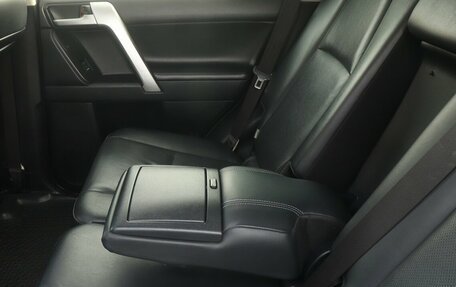 Toyota Land Cruiser Prado 150 рестайлинг 2, 2018 год, 4 175 000 рублей, 8 фотография