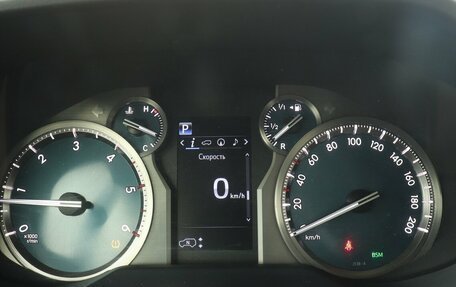 Toyota Land Cruiser Prado 150 рестайлинг 2, 2018 год, 4 175 000 рублей, 16 фотография