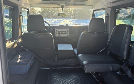 Land Rover Defender I, 2005 год, 3 100 000 рублей, 6 фотография