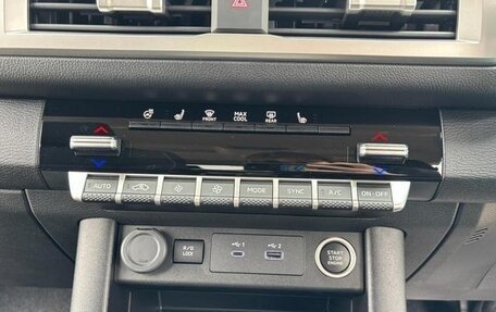 Mitsubishi Triton, 2025 год, 5 000 000 рублей, 13 фотография