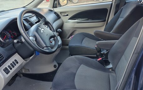 Mitsubishi Grandis, 2007 год, 990 000 рублей, 1 фотография