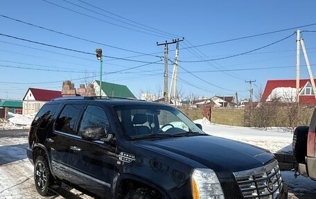 Cadillac Escalade III, 2011 год, 2 250 000 рублей, 1 фотография