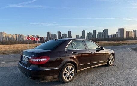 Mercedes-Benz E-Класс, 2011 год, 1 390 000 рублей, 6 фотография