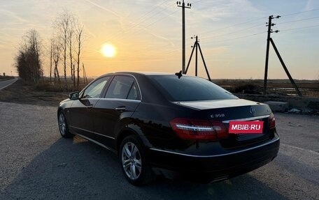 Mercedes-Benz E-Класс, 2011 год, 1 390 000 рублей, 3 фотография