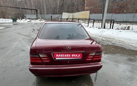 Mercedes-Benz E-Класс, 1999 год, 280 000 рублей, 7 фотография