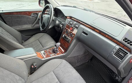 Mercedes-Benz E-Класс, 1999 год, 280 000 рублей, 22 фотография