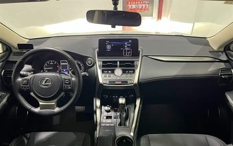 Lexus NX I, 2021 год, 3 120 000 рублей, 8 фотография