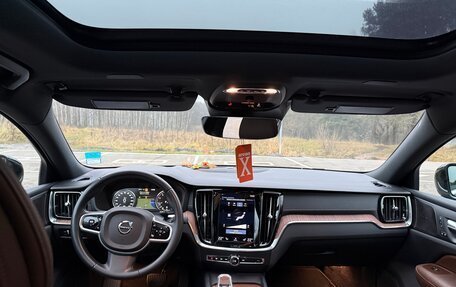 Volvo S60 III, 2022 год, 4 300 000 рублей, 10 фотография