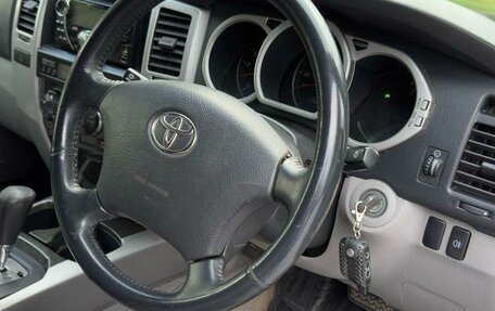 Toyota Hilux Surf IV, 2003 год, 2 200 000 рублей, 10 фотография