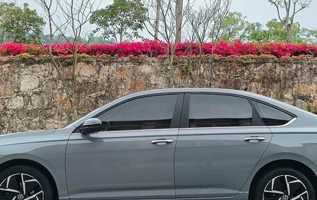 Volkswagen Lavida, 2022 год, 1 420 000 рублей, 4 фотография