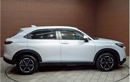 Honda Vezel, 2022 год, 1 520 325 рублей, 5 фотография