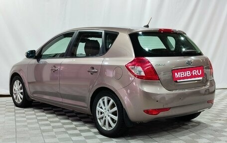 KIA cee'd I рестайлинг, 2011 год, 750 000 рублей, 7 фотография