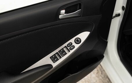 Hyundai Solaris II рестайлинг, 2014 год, 1 165 000 рублей, 16 фотография