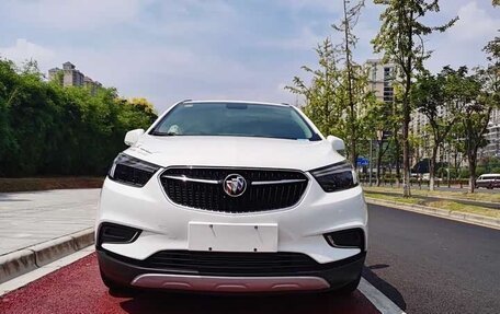 Buick Encore I, 2020 год, 1 350 000 рублей, 2 фотография