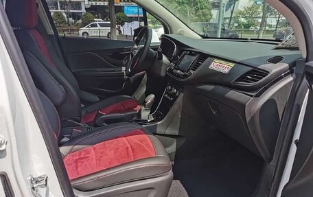 Buick Encore I, 2020 год, 1 350 000 рублей, 16 фотография