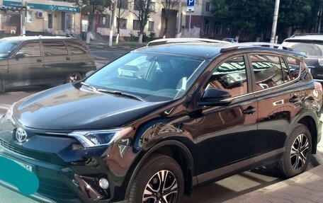 Toyota RAV4, 2018 год, 2 745 000 рублей, 2 фотография
