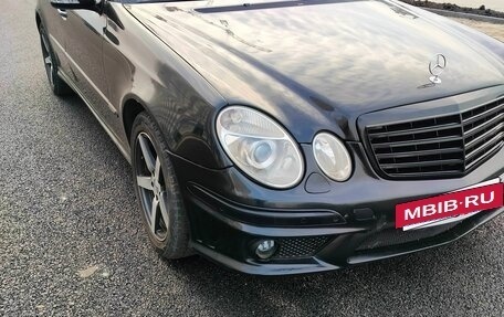 Mercedes-Benz E-Класс, 2004 год, 700 000 рублей, 2 фотография