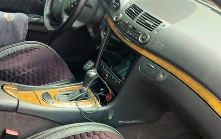 Mercedes-Benz E-Класс, 2004 год, 700 000 рублей, 8 фотография