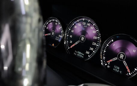 Rolls-Royce Cullinan, 2021 год, 45 000 000 рублей, 15 фотография