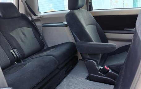 Mitsubishi Grandis, 2007 год, 990 000 рублей, 2 фотография