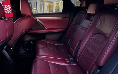 Lexus RX IV рестайлинг, 2016 год, 3 150 000 рублей, 12 фотография