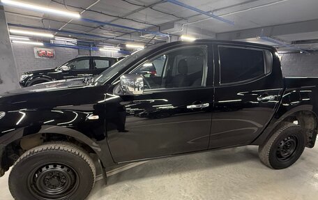 Mitsubishi L200 IV рестайлинг, 2018 год, 1 790 000 рублей, 3 фотография