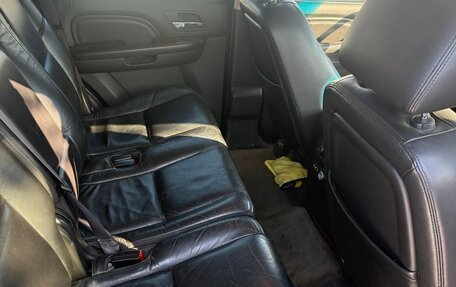 Cadillac Escalade III, 2011 год, 2 250 000 рублей, 10 фотография