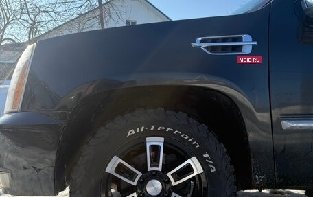 Cadillac Escalade III, 2011 год, 2 250 000 рублей, 8 фотография