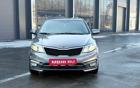 KIA Rio III рестайлинг, 2016 год, 985 000 рублей, 2 фотография