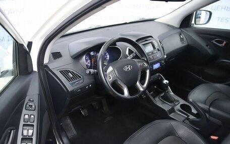 Hyundai ix35 I рестайлинг, 2013 год, 1 150 000 рублей, 10 фотография