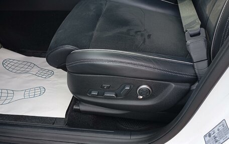 Genesis GV70, 2021 год, 4 900 000 рублей, 10 фотография