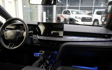 Toyota Camry, 2025 год, 4 800 000 рублей, 17 фотография