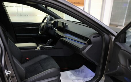 Toyota Camry, 2025 год, 4 800 000 рублей, 14 фотография