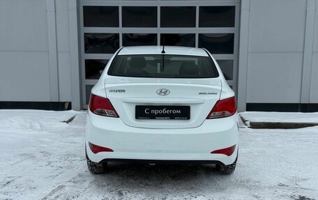 Hyundai Solaris II рестайлинг, 2015 год, 1 000 000 рублей, 4 фотография