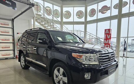 Toyota Land Cruiser 200, 2014 год, 4 489 000 рублей, 8 фотография