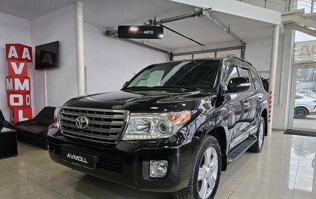 Toyota Land Cruiser 200, 2014 год, 4 489 000 рублей, 2 фотография