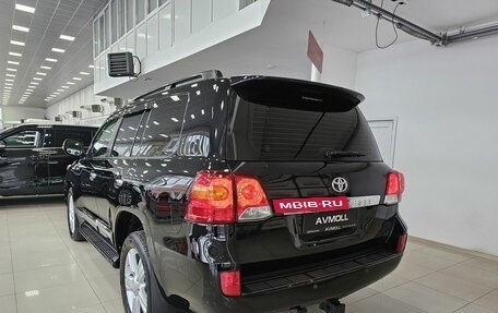 Toyota Land Cruiser 200, 2014 год, 4 489 000 рублей, 10 фотография