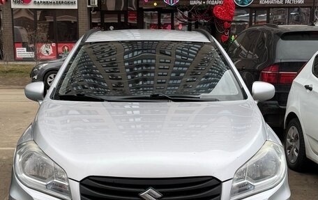 Suzuki SX4 II рестайлинг, 2014 год, 1 000 000 рублей, 1 фотография