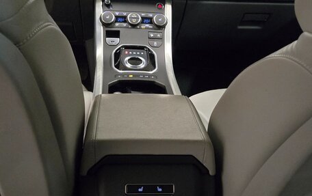 Land Rover Range Rover Evoque I, 2017 год, 2 800 000 рублей, 6 фотография