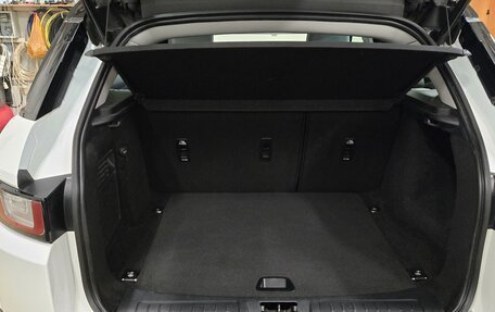 Land Rover Range Rover Evoque I, 2017 год, 2 800 000 рублей, 12 фотография