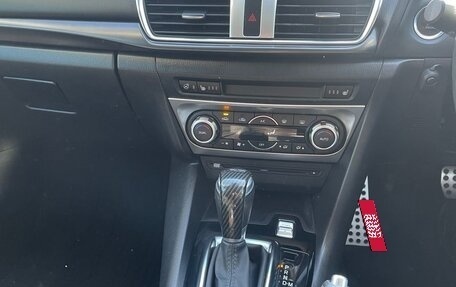 Mazda Axela, 2018 год, 1 320 000 рублей, 24 фотография