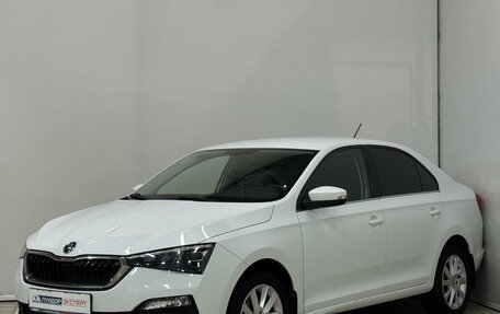 Skoda Rapid II, 2021 год, 1 489 000 рублей, 2 фотография