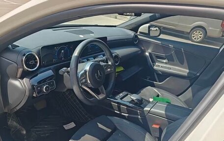 Mercedes-Benz A-Класс, 2021 год, 1 800 000 рублей, 5 фотография